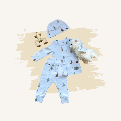 Sweater/pants and matching hat set - fir trees
